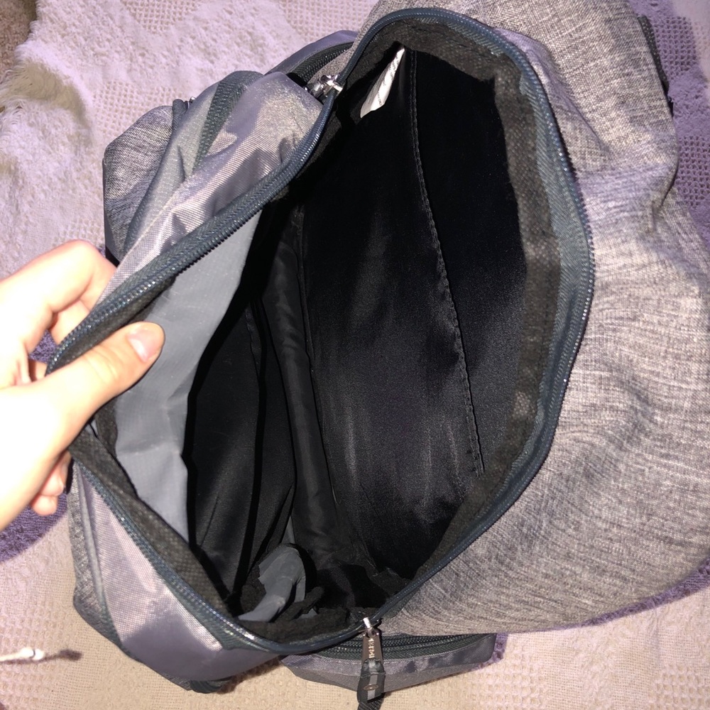 Large Backpack - Picture 3 of 6